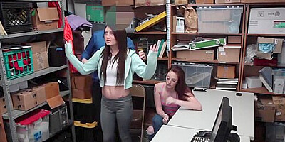 Kinky Hot Jojo Kiss Plays With Dick In Office Threeway