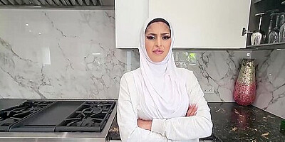 Aubrey Babcock & Sophia Leone - Two Hot Muslim Babes Share Cock