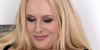 Step mom Divorced and dating leads to hot sex