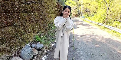 01C0523-Blowjob on the road outdoors with an exhibitionist married woman