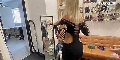 Brittany Bardot, Jessie Ames, Jolee Love, Kitty Li, Lady Ana, Ray Ray, Ria Sunn, Tina Tolley, Vittoria Divine - Behind The Pissing Scenes Vtbe.to