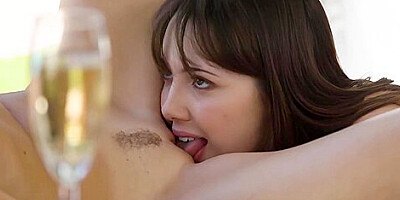 Teased Scissoring With Young Lesbian - India Summer