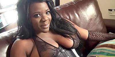 Watch Winsome Eden Adores Dirt