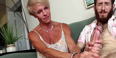 Monster cock pleasure for a granny with real short hair