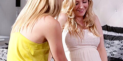 Of Being A Woman - Karla Kush, Mona Wales