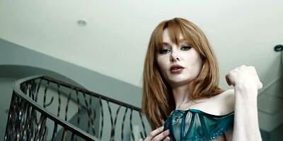 Red-haired bitch is glad to obtain cum on pubis after copulation