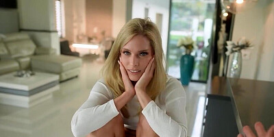 Candee Licious is anally fucked after a POV chat sesh