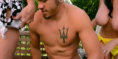 And Dream Three-way - Leah Lamour And Rita Daniels