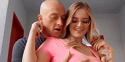 Codis Errands - Codi Vore And Zac Wild