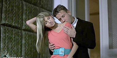 Choky Ice In Romantic Sex With