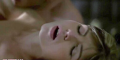 Choky Ice In Romantic Sex With