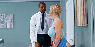 Dee Williams And Isiah Maxwell In Takes Massive Black Schlong In Her Bubb