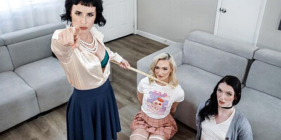 Watch enticing Olive Glass and Celestina Blooms's xxx