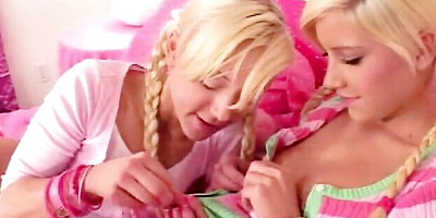 Premium GFs featuring Lexy's blonde video