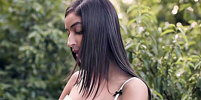 Beautiful And Scissoring Pussies - Emily Willis And Gianna Dior