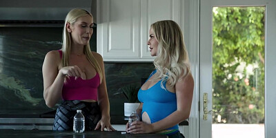 Kay Lovely, Slimthick Vic - Lesbian Trainer 2 2 - Dripping In Sweat