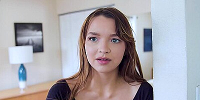 Strokes Honey Hayes Spread Legs For Lonely Stepdaddy On Stepfathers Day