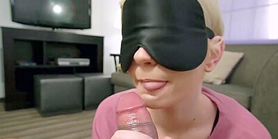 Juicy Natural Tits Babe Wears Blindfold During Sex With Skye Blue