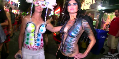 Fantasy Fest Live 2018 Week Street Festival Girls Flashing Boobs Pussy And Body Paint - NebraskaCoeds