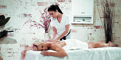Hottie Masseuse Enjoys Taking Care Of Milfs Pussy