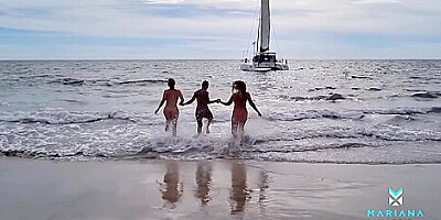 Mariana Martix, Kourtney Love & Sara Blonde - Tres Gran