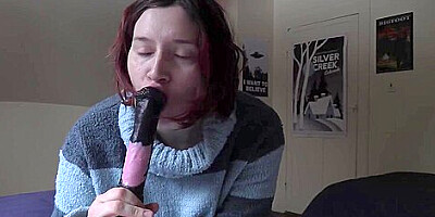 Bettie Bondage – Step mom Helps With Massive Equine Penism