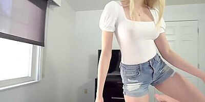 Younger Stepsister Seduced With Amber Moore