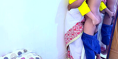 Tamil Devours Hot Aunty Ko Chod Dala!