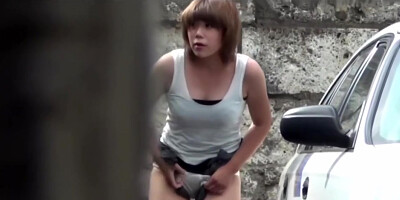Asian Babe Gushes Urine