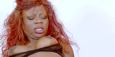 Max Casanova Smashes The Pussy Of The Gorgeous Black Naomi