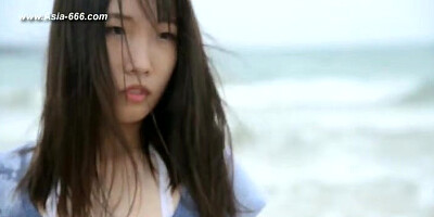chinese model posing nude.17