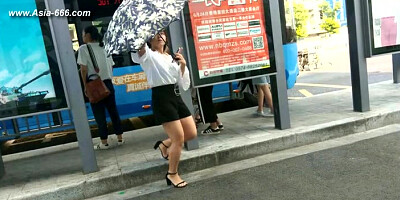 chinese girls go to toilet.117