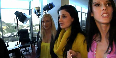 Helena Sweet calls her girlfriends and go out to pick up some guys