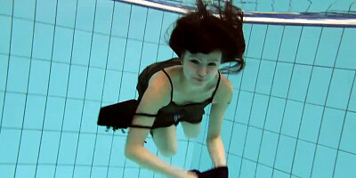 UnderwaterShow Video: Kristy
