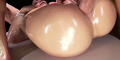 Anal Smut With Playful Mischa Brooks From