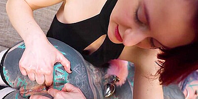Miss Flora In Dominatrix Controls Tattooed Anuskatzz