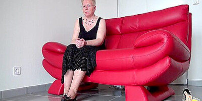 Cheeky Granny Colombe Never Fucked With Another Man Than Her Husband 15 Min