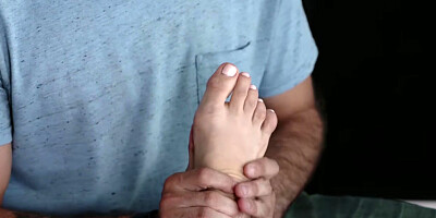 Cherie Deville Gives A Fantastic Footjob