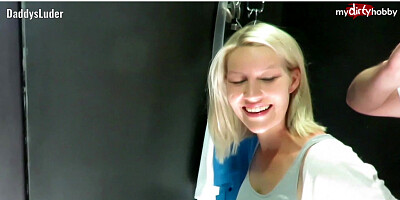 Hot fuck in the car with a horny slut