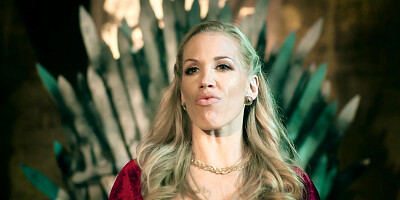 Queen Of Thrones: Part 1 (A XXX Parody)