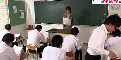 Asian girl gets 2 cocks at university and fucks hot there