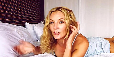 Step mommy Tells You A Dirty Story - Mona Wales