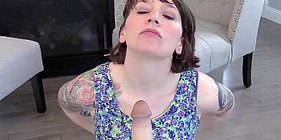 Bettie Bondage – Bully Blackmails Milf Into Blowjob