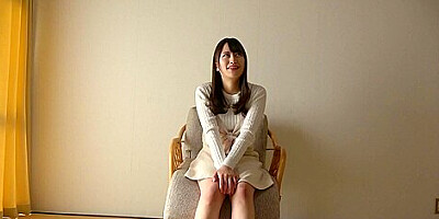 極上美人の23歳美少女がイキ顔晒して激しいセックスでアクメ連発