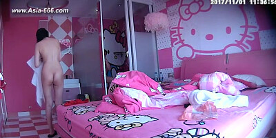 Hackers use the camera to remote monitoring of a lover's home life.204