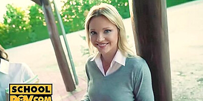 Junoesque At Anal Smut With Zazie Skymm