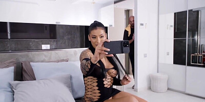 Mariana Martix - Sex Influencer Fucked By Her Assistant