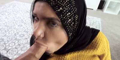 Arab Girl Gets 1000 Bucks For A Bj With Naudi Nala And Danny Mountain