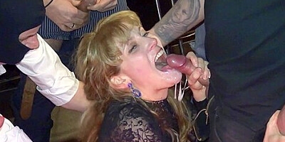 Dirtyslut - I Returned To The Public Bar In And