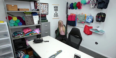 Shoplyfter Emma Starletto Case No